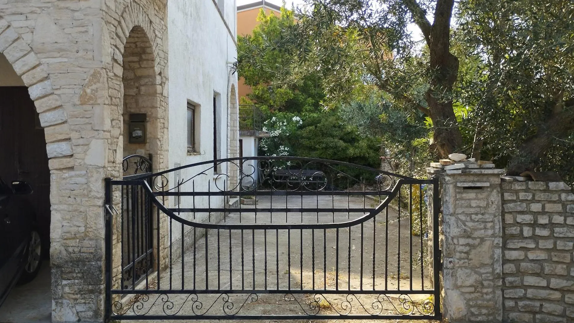 Apartments Dora Medolino