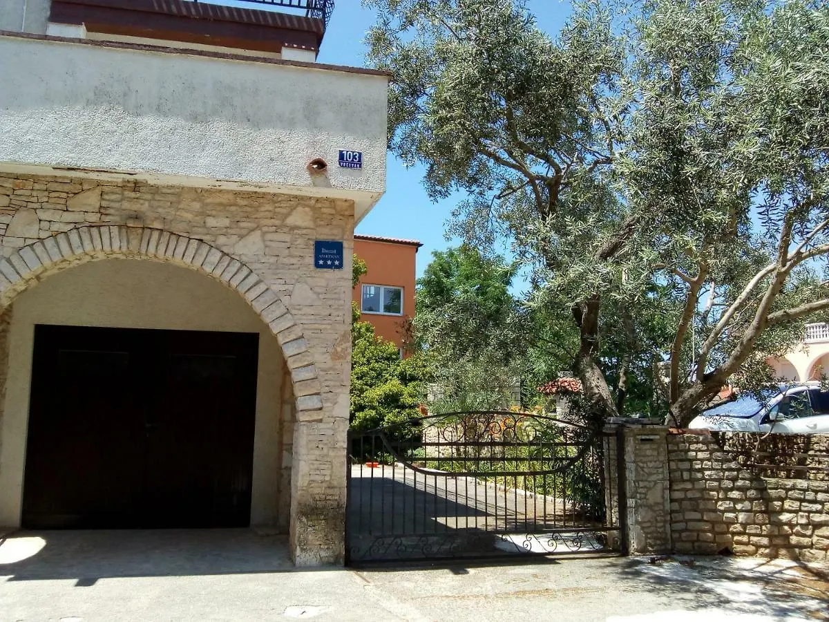 Apartments Dora Medolino